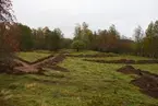Utsikt över schaktad yta, från en arkeologisk utredning i Västhorja i Värnamo socken och kommun.