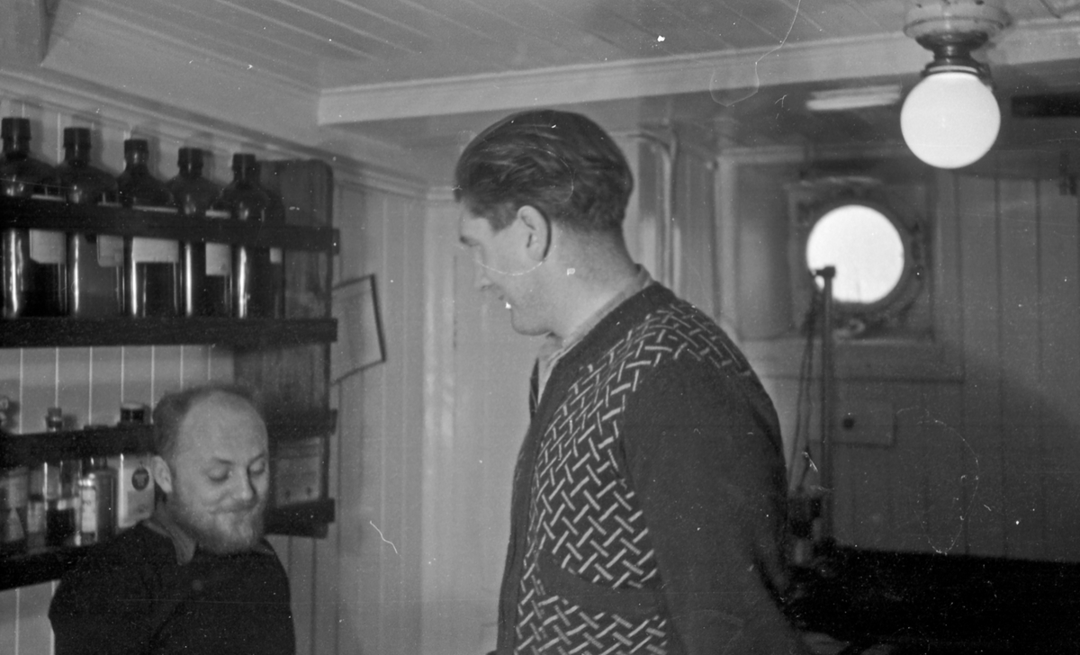 Besøk på legekontoret. Suderøy på fangstfeltet.