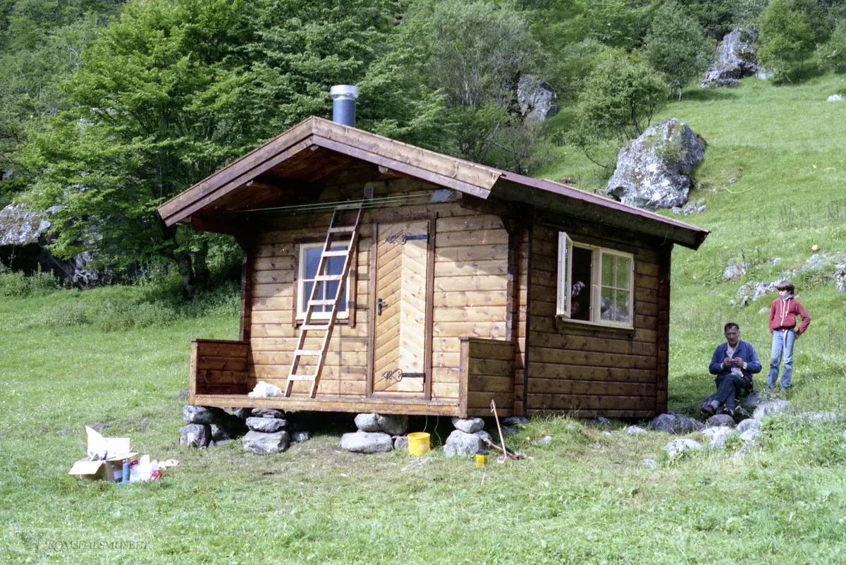 Vaske og tørkebua Hoemsbu.