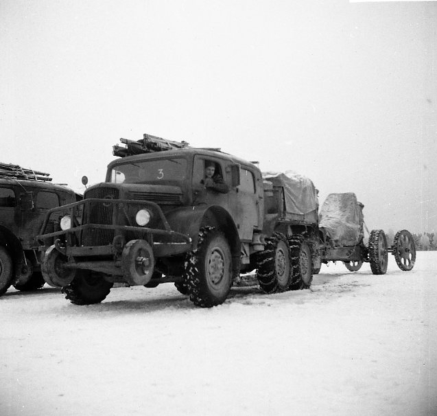 Terrängvagn m/1940 typ TVB, Volvo.