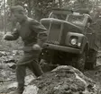 Prov med lastterrängbil 939 vid Arméns motorskola. Slutprov i Strängnäs i april 1962.