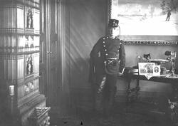 Ferdinand Elster i uniform.