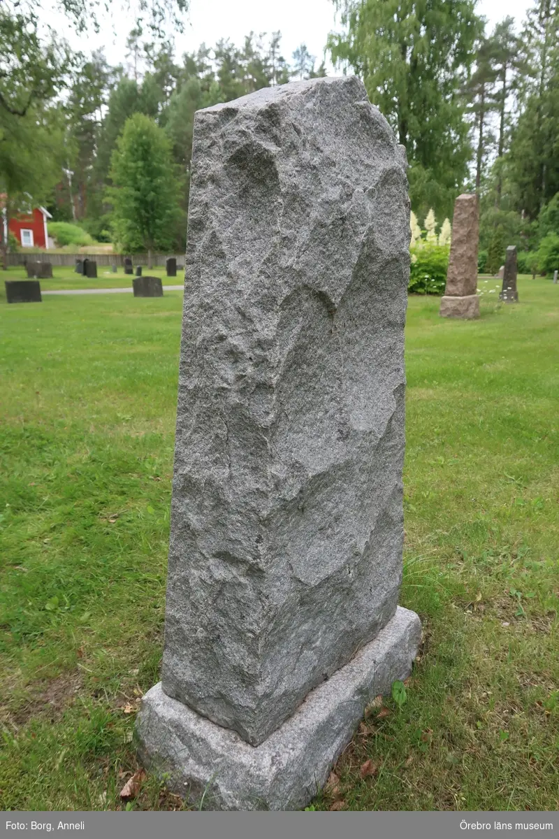Fotoprotokoll

Acc. Nr. OLM-2019-402_1-45
Örebro läns museums diarienummer: 2016.230.125
Fotograf: Anneli Borg 
Objekt: Ramsbergs nya kyrkogård
Kommun: Lindesbergs kommun
Län: Örebro
År: 2019

Motiv: 
1-45	Ramsbergs nya kyrkogård, gravvårdar