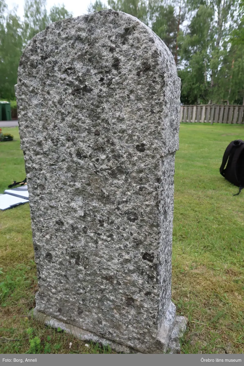 Fotoprotokoll

Acc. Nr. OLM-2019-400_1-45
Örebro läns museums diarienummer: 2016.230.125
Fotograf: Anneli Borg 
Objekt: Ramsbergs nya kyrkogård
Kommun: Lindesbergs kommun
Län: Örebro
År: 2019

Motiv: 
1-45	Ramsbergs nya kyrkogård, gravvårdar