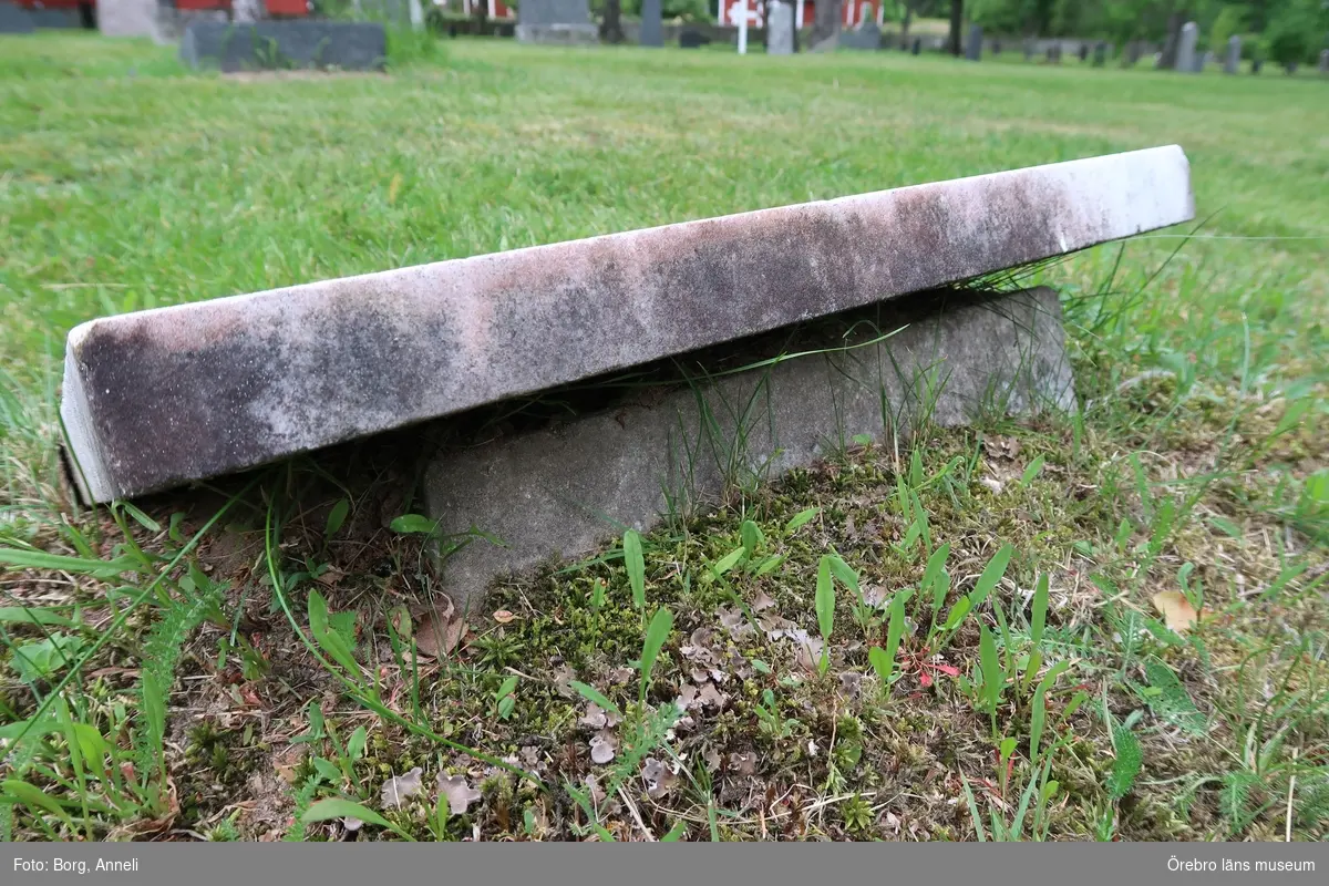 Fotoprotokoll

Acc. Nr. OLM-2019-402_1-45
Örebro läns museums diarienummer: 2016.230.125
Fotograf: Anneli Borg 
Objekt: Ramsbergs nya kyrkogård
Kommun: Lindesbergs kommun
Län: Örebro
År: 2019

Motiv: 
1-45	Ramsbergs nya kyrkogård, gravvårdar