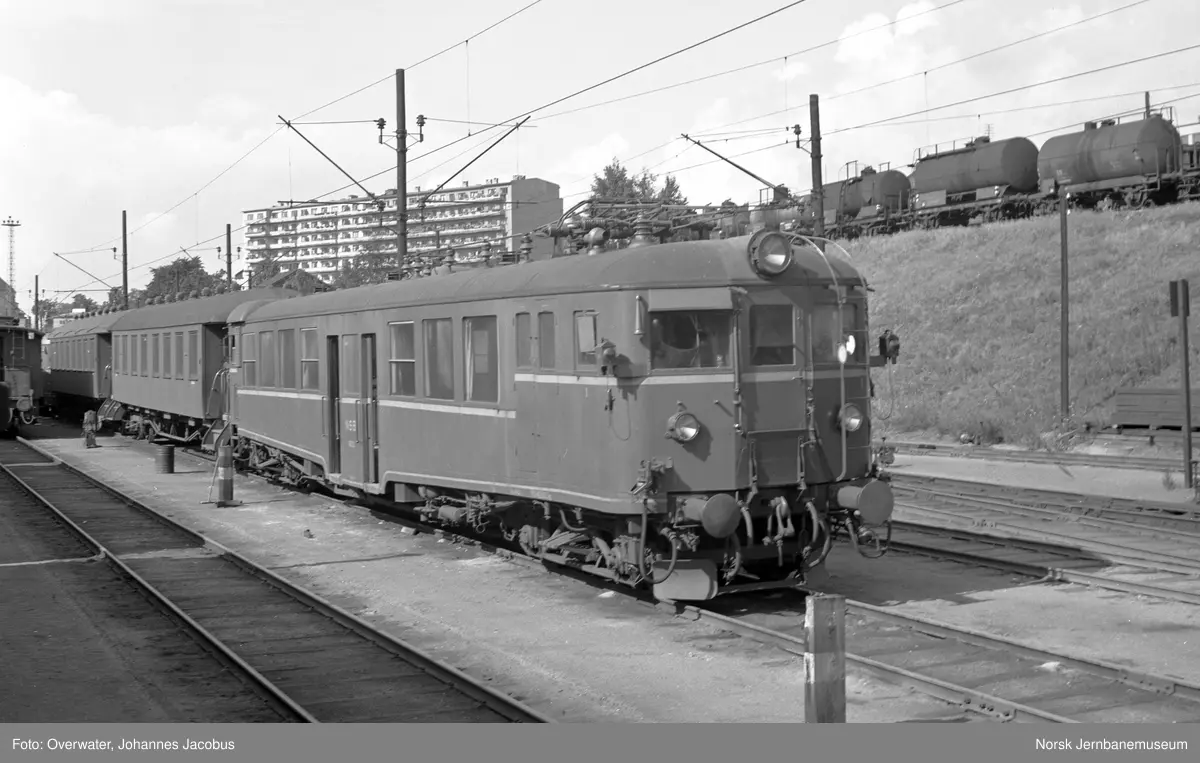 Elektrisk motorvogn litra Cmeo 105 nr. 18520 i Lodalen i Oslo