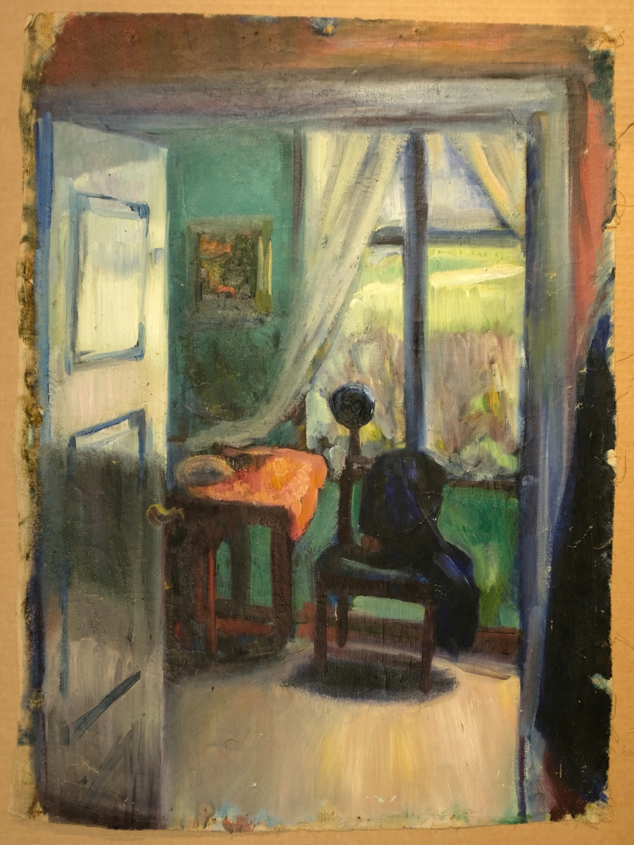 Frå eit av dei mindre romma i huset til Gjesme på Uppigarden på Voll. Det som låg bak stova mot sør?