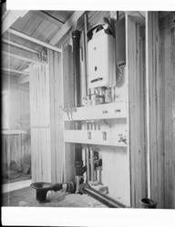 RÖRMOCKERI I BADRUMSVÄGG HSB EXPERIMENTHUS ÖSTBERGA