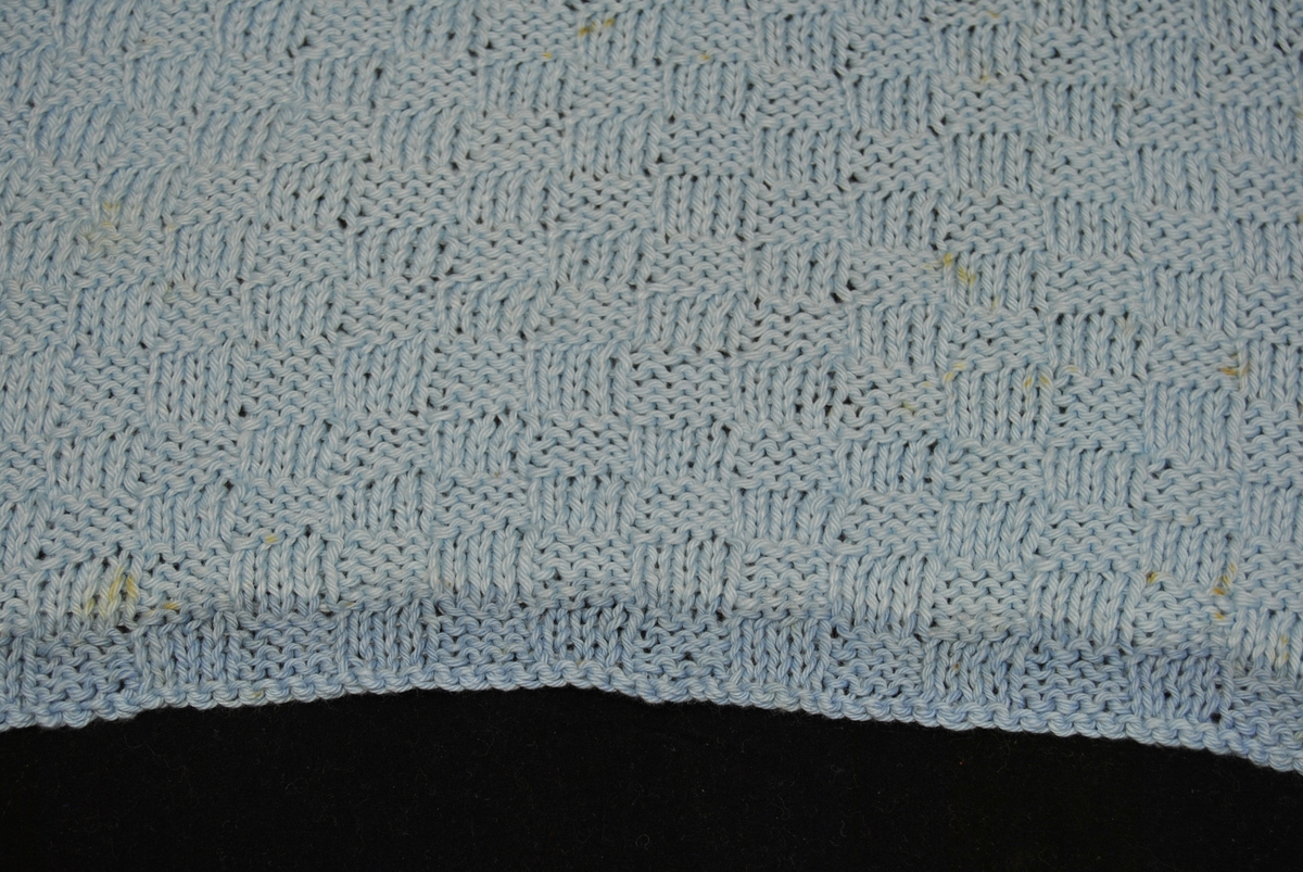 Annakvar rute med 4 rette og ronge som dannar sjakkmønster