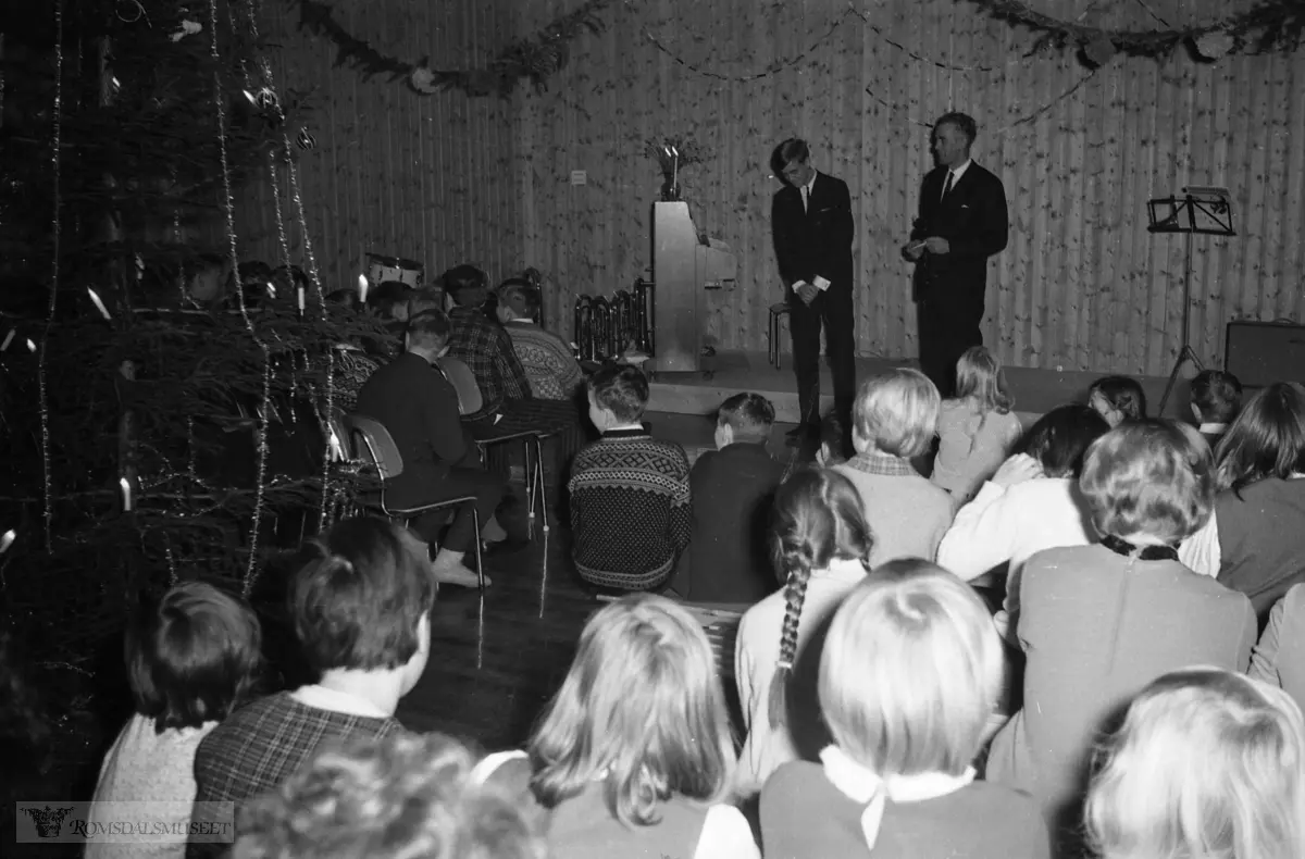 "Nyttår 1968"."Juletrefest (korpset)"