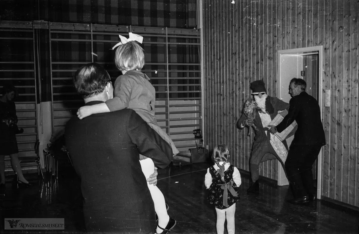 "Nyttår 1968"."Juletrefest (korpset)"