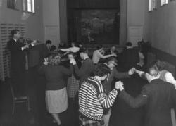 Ringsaker Folkehøgskole, folkedans, gymsal, musikk, lærer Ol