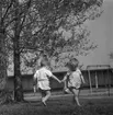 Strandäventyr vid Gustavsvik. 
16 maj 1959.