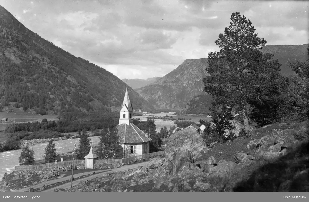 dal, jorder, Bøverdal kirke, elv, fjell