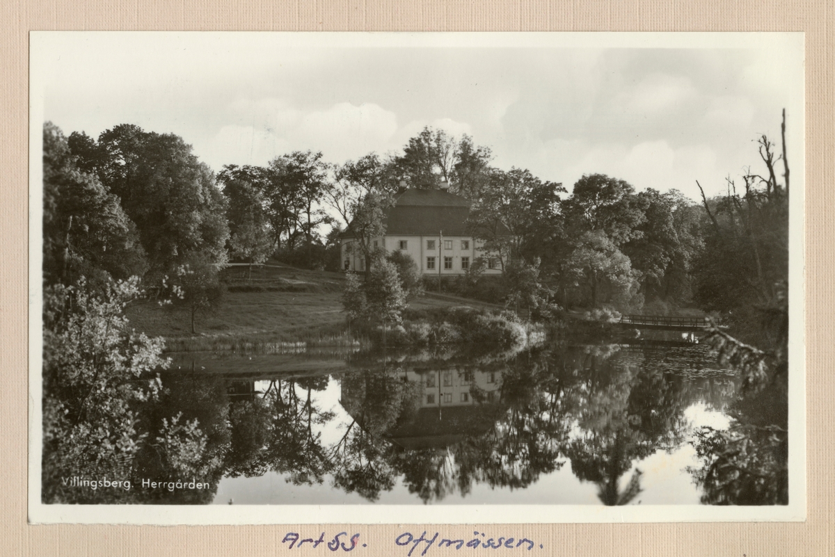 Text i fotoalbum: "Intfältövningar i Gysinge våren 1947. Villingsberg. Herrgården. ArtSS. Offmässen.".