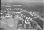 Flygfoto över Ramnäs Kyrkan.