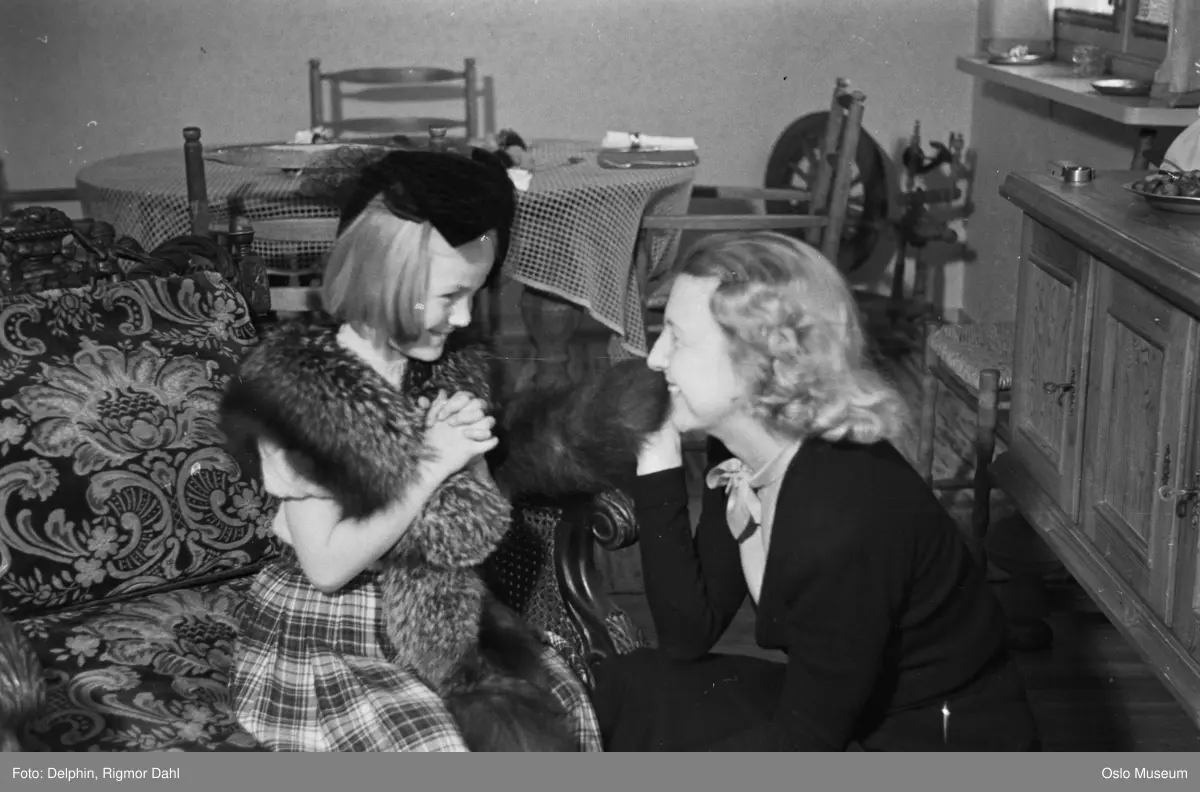 bolig, interiør, stue, kvinne, skuespillerinne, jente, pels