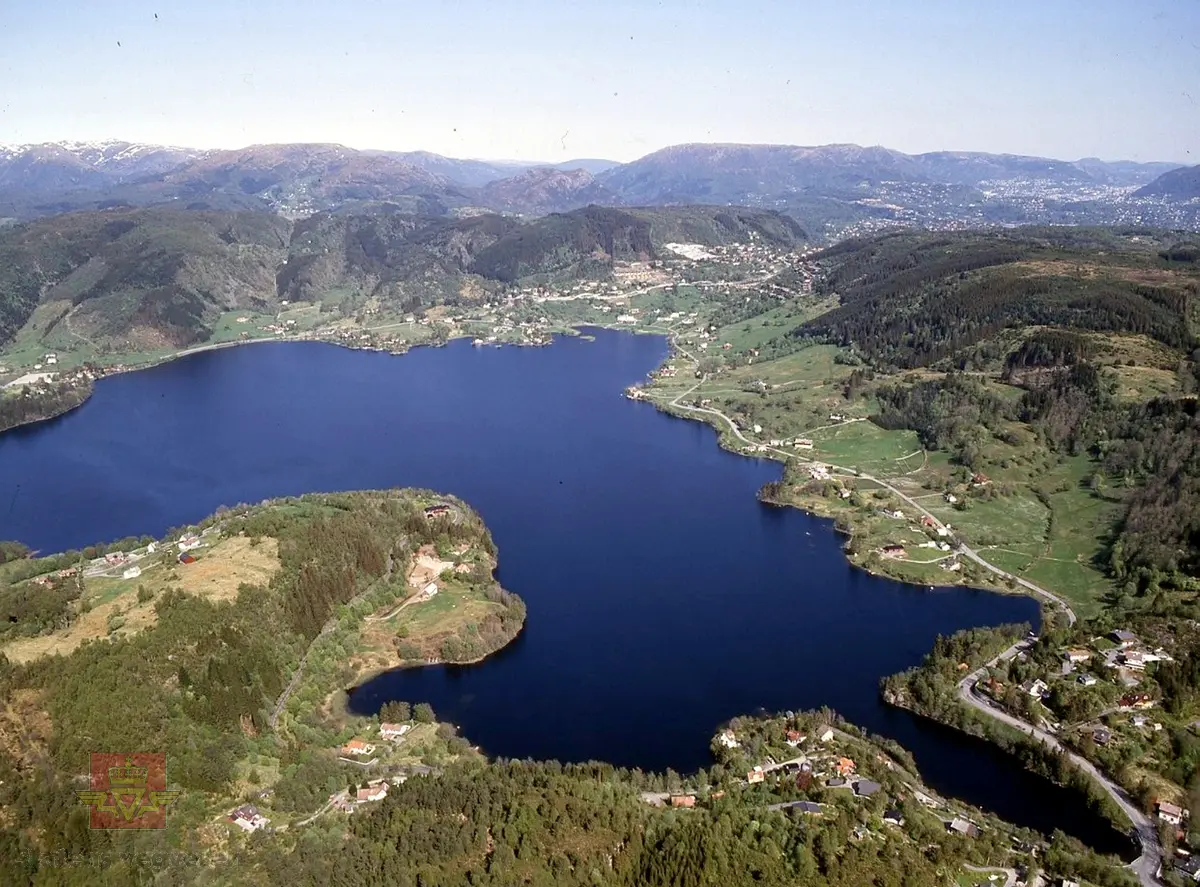 Fanafjellet - Kaland - Ulven i Os kommune, 1987. Flyfoto.