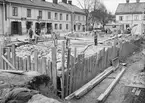 Byggande av skyddsrum, Jernbrogatan - nuvarande S:t Olofsgatan, kvarteret Hjorten, Uppsala 1940