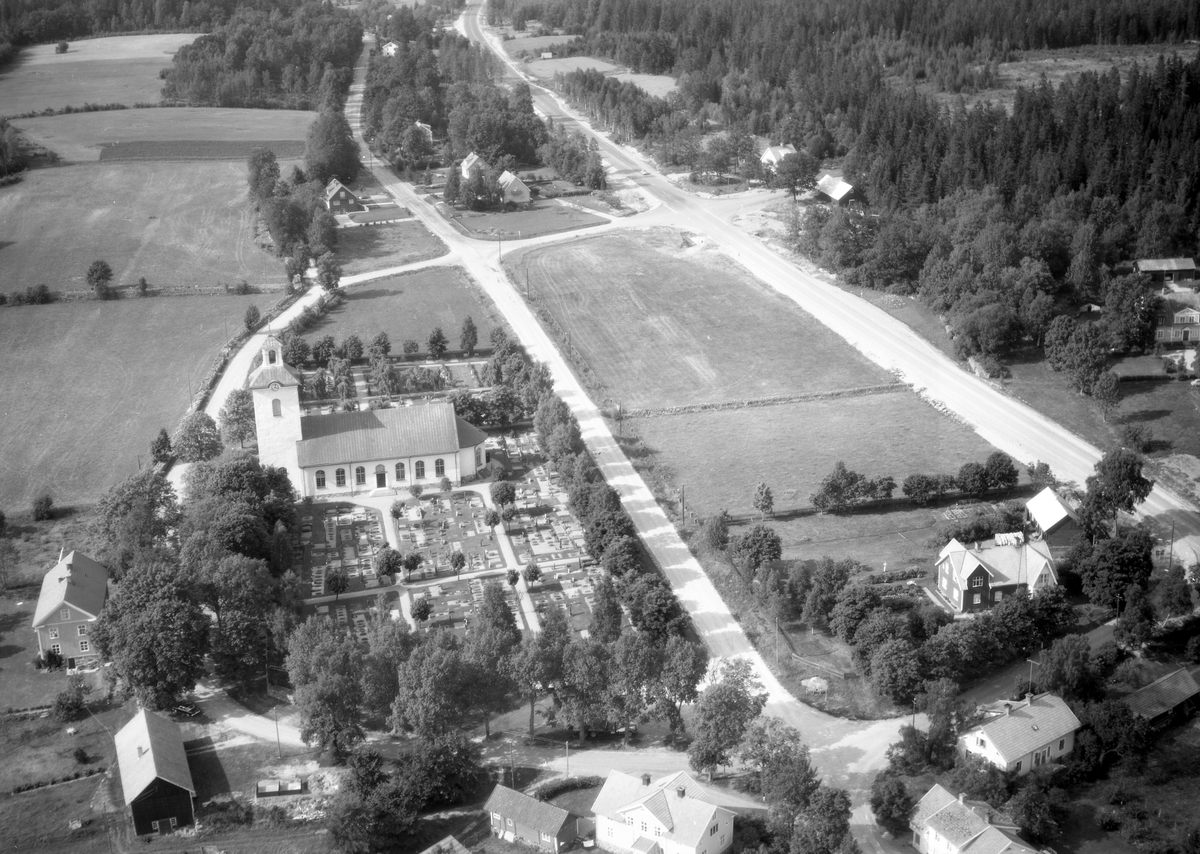 Salkyrka, Plantyp-Enskeppig, Kyrka