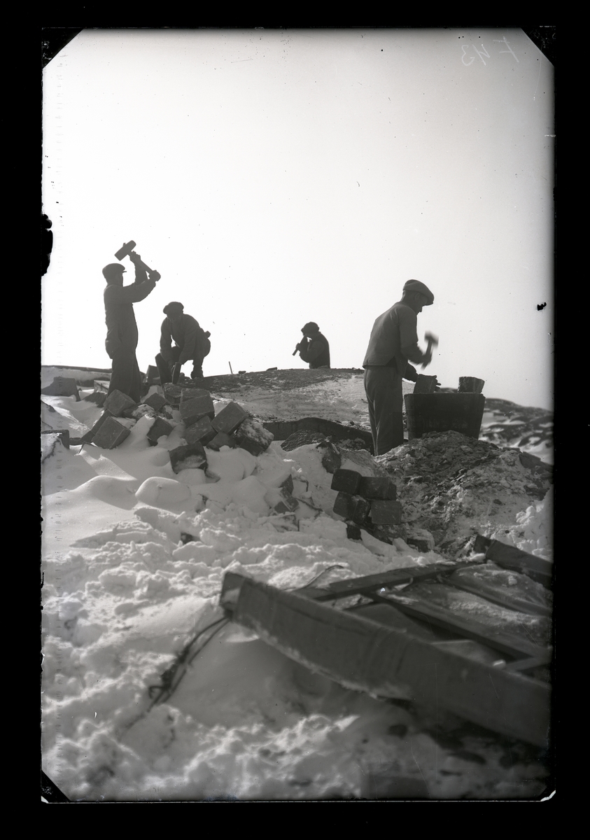 Mars 1924.