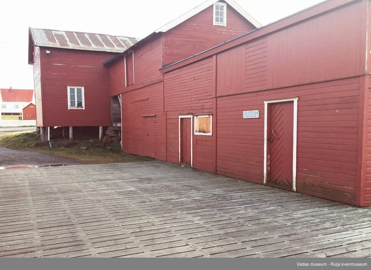 G.nr/B.nr: 13/108. Pakkhus med rekefabrikk