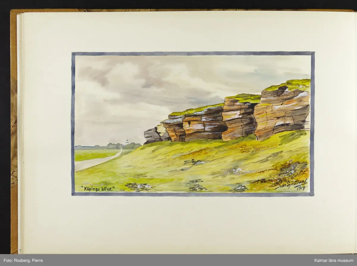 Ett stort antal motiv från Öland, kulturhistoriska platser samt landskapsmotiv.

I boken finns motiv i nämnd ordning: Ölands landskapsvapen; Borgholms slott; Alvaret; Köpings klint; Tingsflisa; barken Dovres förlisning; gravfält vid Klinta, Köping; I Repplinge; Persnäs kyrka; Rynings kors Persnäs, Långlöts kyrka; I Högsrum; Galjbacken Högsrum; Böle backe Glömminge; Kvarn vid Stora Rör; Bramstedtsgården i Strandskogen Glömminge; Öländsk västkust mellan Röhälla och Stora Rör; vägen till Möllstorps läggning; Linsänkan Glömminge; Algutsrums kyrka 1827 och 1919; Portparti vid Gråborg; Sankt Knuts kapell??; I Björnhovda bygata; vid Torslunda kyrka; Eriksöre gärden, Torslunda; Gammal stuga i Runsbäck, Torslunda; vikingagrav med vårdhållare, Skogsby, Torslunda; källare och kvarnar på landborgen ovanför Eriksöre, Torslunda; Öländskt arbetarhem Karlevi, Vickleby; Vickleby kyrka; Fröbygårda strand, Vickleby; Bondgård i Vickleby; Resmo kyrka 1920; Mysinge hög; Resmo kyrka 1826; Borgby borg; I Mörbylångadalen; Alvaret vid Bengtstorp, söder om Bårby; Bondgård vid Lenstad; Smedsgärde Gårdby s; Dröstorps ödeby; Nigelberget en höjd på alvaret s.o. om Lenstad; Tornrör och Tornrörskällan; Dröstorps mosse; Prästgropen Sandby alvar; Gård i Skarpa Alby; Bondgård i N Näsby; Augustimorgon vid Ölands östkust, Sandby socken; Segerstads gamla kyrka; Segerstads nuvarande kyrka; Kustby i Segerstads socken, Nedre Segerstad; På slagfältet vid Seby, Segerstad socken; Gammal bondgård i Övre Segerstad, Segerstad socken; I Segerstad.
