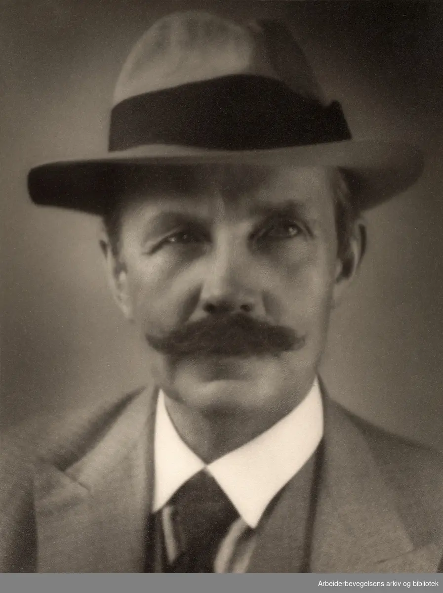 Kristofer Uppdal