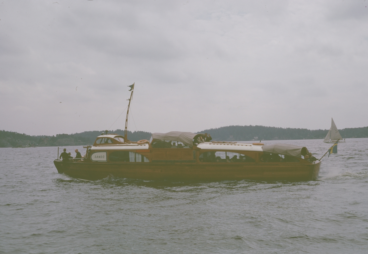 Motorbåten Sandö vid Vaxholm.