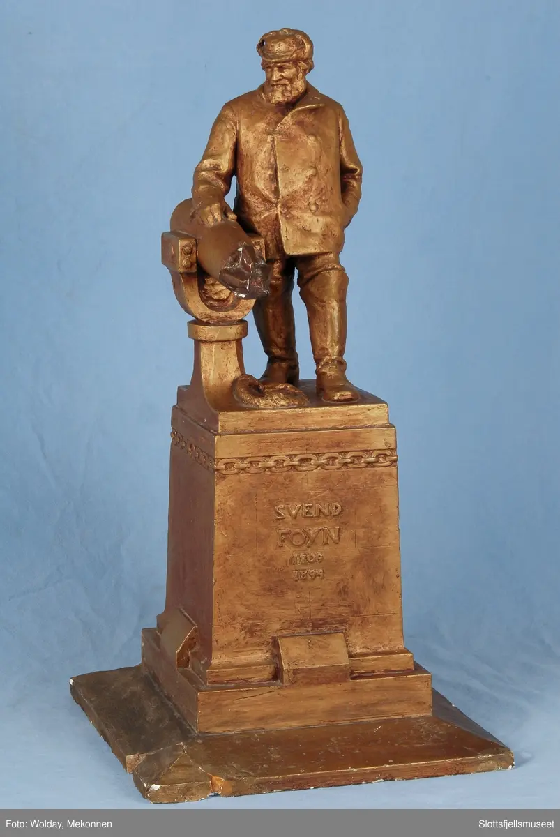 Statuett