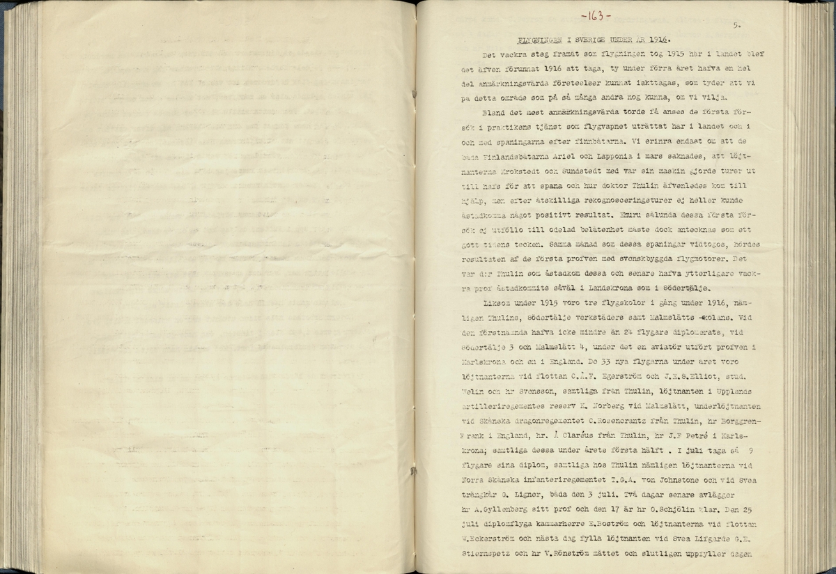 Inbunden samlingsvolym för tidskriften Flygfisken: organ för Sveriges militärflygare, 1917-1919.

Innehåll: artiklar med minnen, händelser och episoder inom den svenska militära pionjärflygningen samt fakta och råd till militära flygare. Illustrationer i form av ritningar och foton.

Sidor framställda genom stencilering med inklistrade fotografier.


Ingående nummer:

1 - augusti 1917 (sida 1-11)
2 - september 1917 (sida 12-21)
3 - oktober 1917 (sida 22-31)
4 - november 1917 (sida 32-42)
5 - december 1917 (sida 43-53)
6 - januari 1918 (sida 54-64)
7 - februari 1918 (sida 65-77)
8 - mars 1918 (sida 78-88)
9 - april 1918 (sida 89-101)
10 - maj 1918 (sida 102-111)
11 - juni 1918 (sida 112-126)
12 - juli 1918 (sida 127-137)
13 - augusti 1918 (sida 138-148)
14 - september 1918 (sida 149-157)
15 - oktober 1918 (sida 158-168)
16 - november 1918 (sida 169-180)
17 - december 1918 (sida 181-190)
18 - januari 1919 (sida 191-202)
19 - februari 1919 (sida 203-214)
20 - mars 1919 (sida 215-226)
21 - april 1919 (sida 227-240)
22 - maj 1919 (sida 241-251)
23 - juni 1919 (sida 252-263)
24 - juli 1919 (sida 264-274)
25 - september 1919 (sida 275-286)
26 - oktober 1919 (sida 287-298)
27 - december 1919 (sida 299-309)