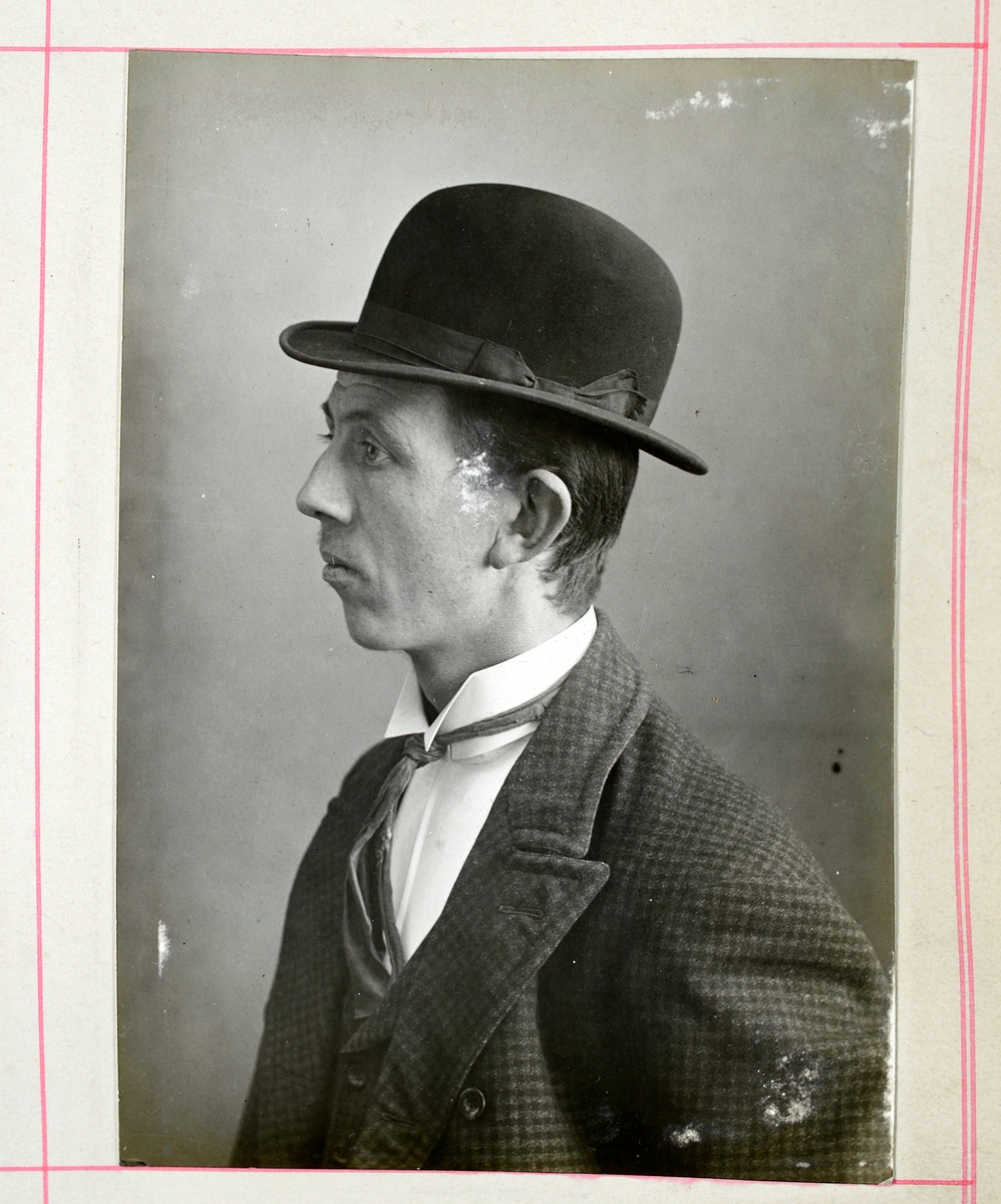 Registreringsfoto fra Midt-Norge fra perioden 1903-1922.