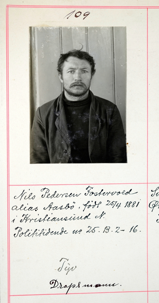 Registreringsfoto fra Midt-Norge fra perioden 1903-1922.