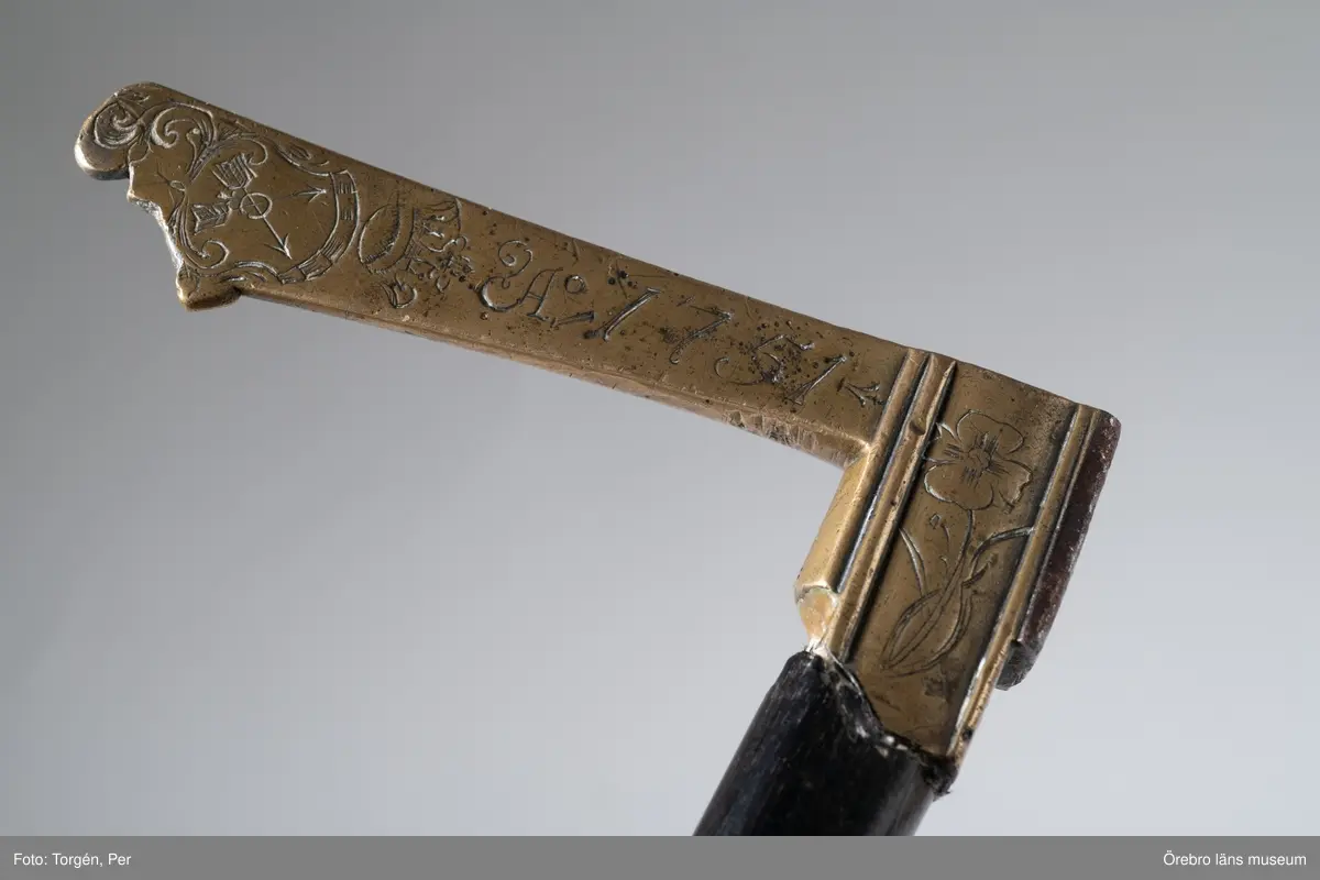 Å 1751