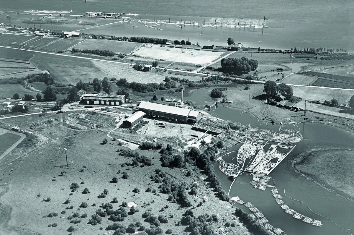 Fetsund lenser og sagbruket Nerdrumbruk 1947. Foto: MiA - Museene i Akershus