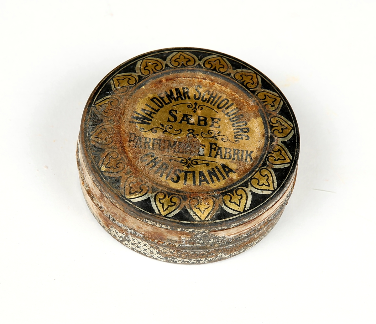 Slipepulver - pigmenter/fargestoff, borsyre, kritt, Bon Ami (skurepulver), sæbe, pigment-pulver (?).