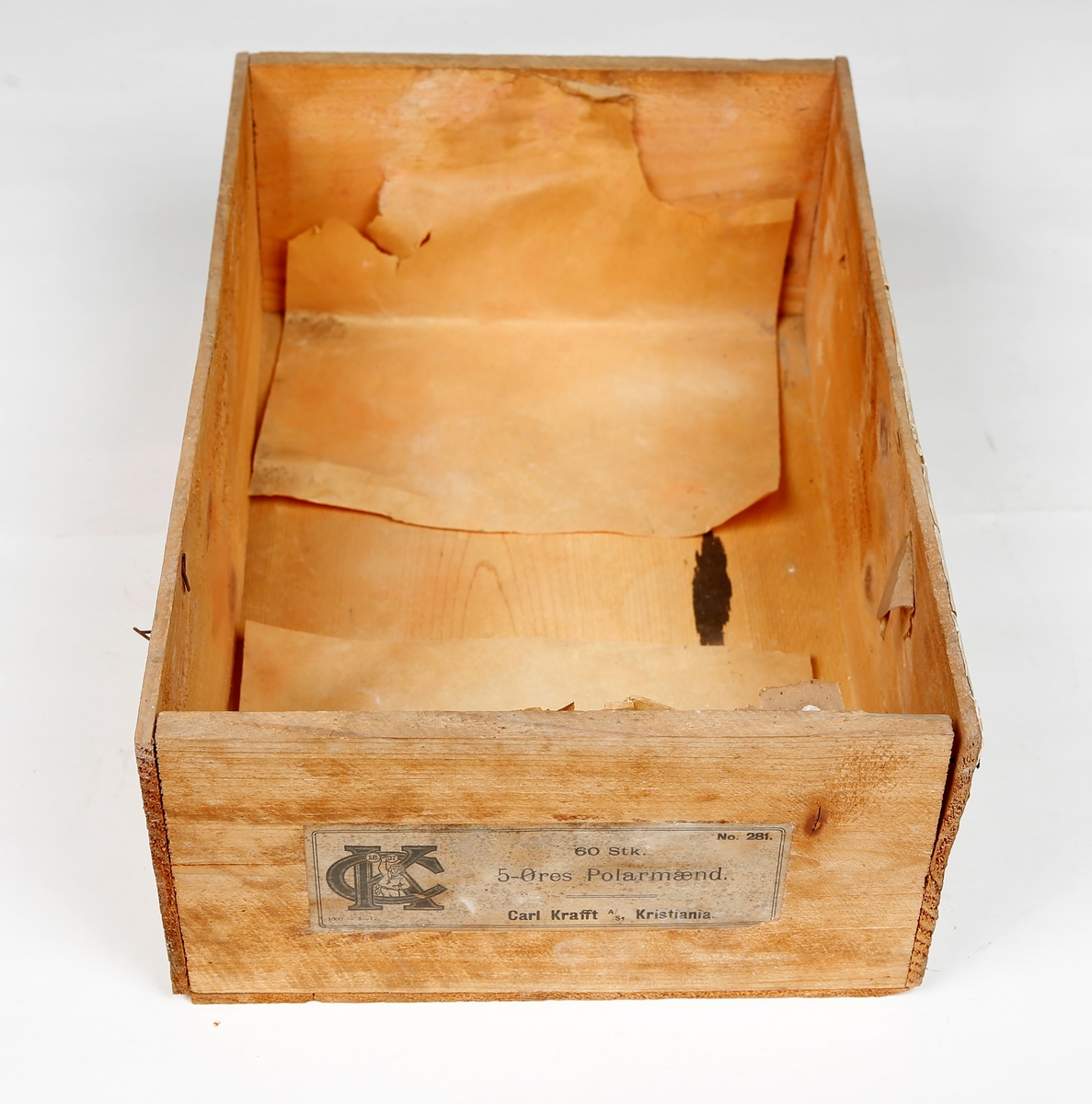 Slipepulver - pigmenter/fargestoff, borsyre, kritt, Bon Ami (skurepulver), sæbe, pigment-pulver (?).