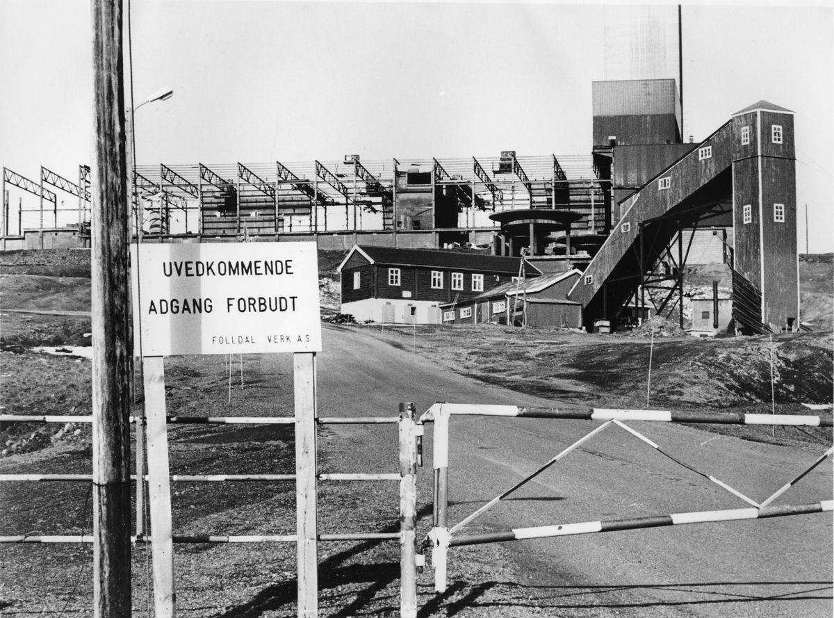 Fra oppbygginga av anlegget på Tverrfjellet.