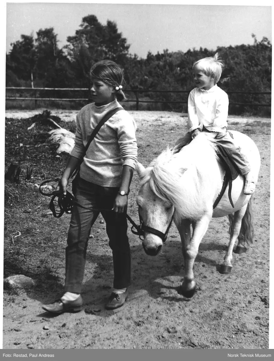 Ridning. Dyreparken ved Kristiansand