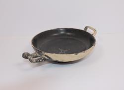 Antikk skål fra Pompeii av brent leire