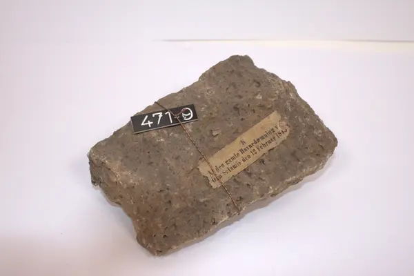 Sten fra gamle havnedemning ved Salamis, funnet 12