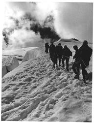 Over Styggebreen til Galdhøpiggen