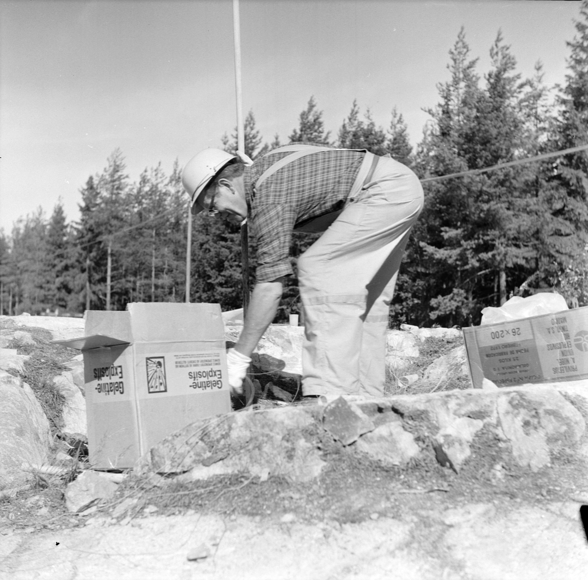 Norduppländsk väg klar i höst, Uppland, augusti 1972