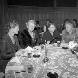 Høyrekvinneners klubbs julemøte