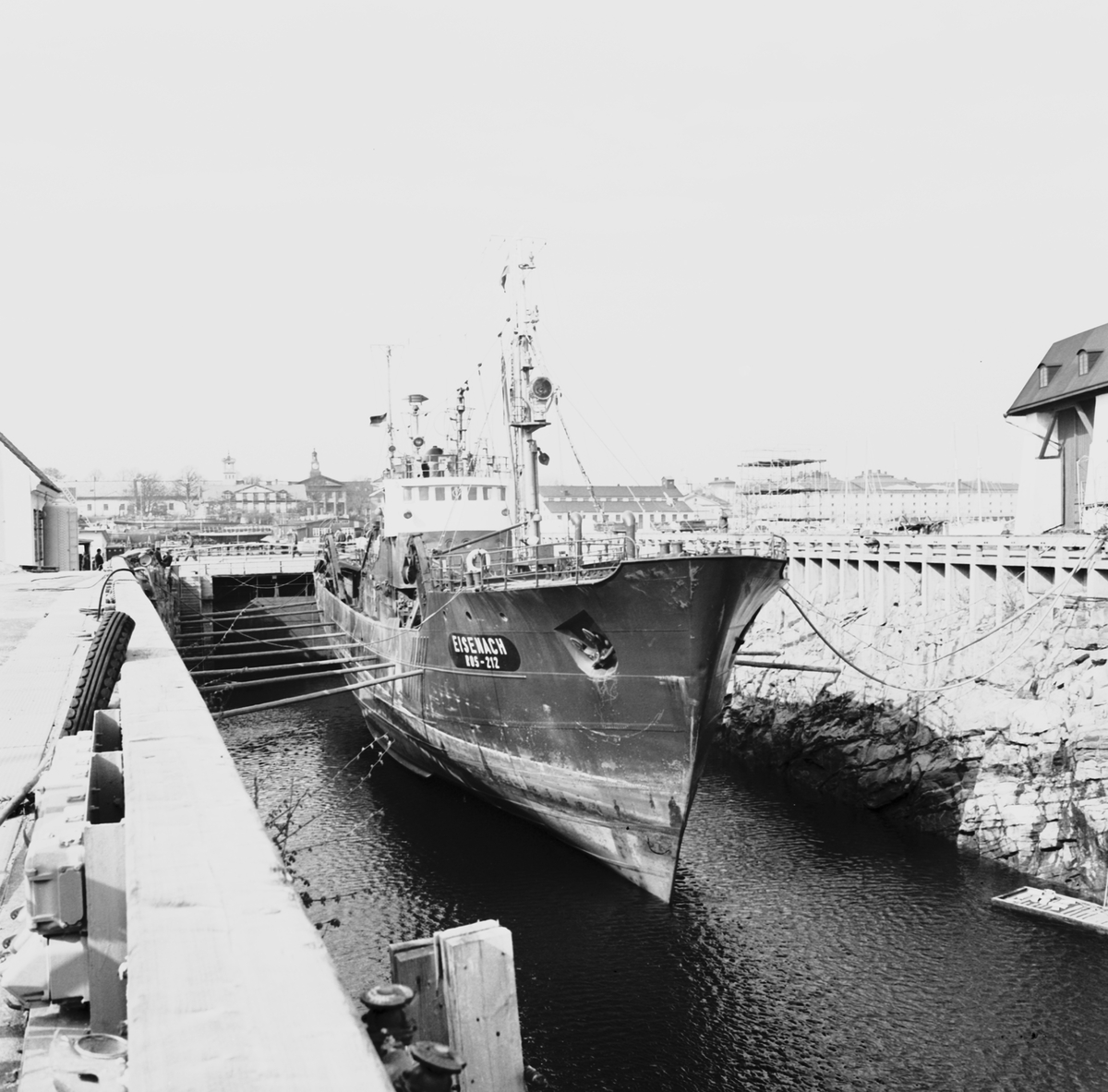 Östtysk båt i Polhemsdockan