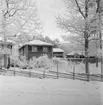 Vinterbilder på gårdar, ute och inne. Bergsmansgården, Skansen.