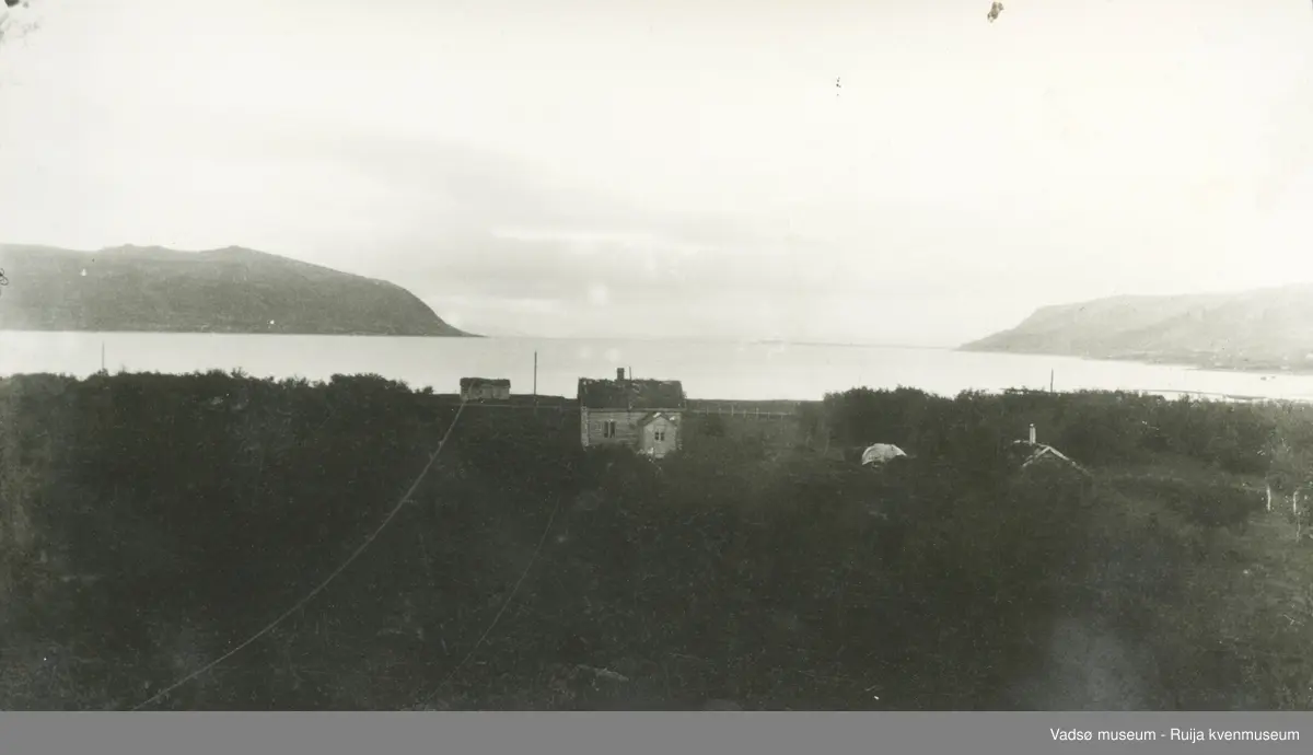 Øveråas gård, Kirkenes 1920-1925.
