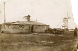 Michail Rostin ved sitt gruveanlegg for utvinning av hvitlei