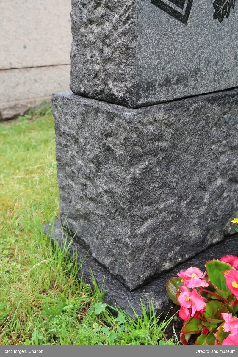 Inventering av kulturhistoriskt värdefulla gravvårdar i samband med upprättade av vård- och underhållsplan för Lindesbergs södra kyrkogård, avseende kulturhistoriska värden.