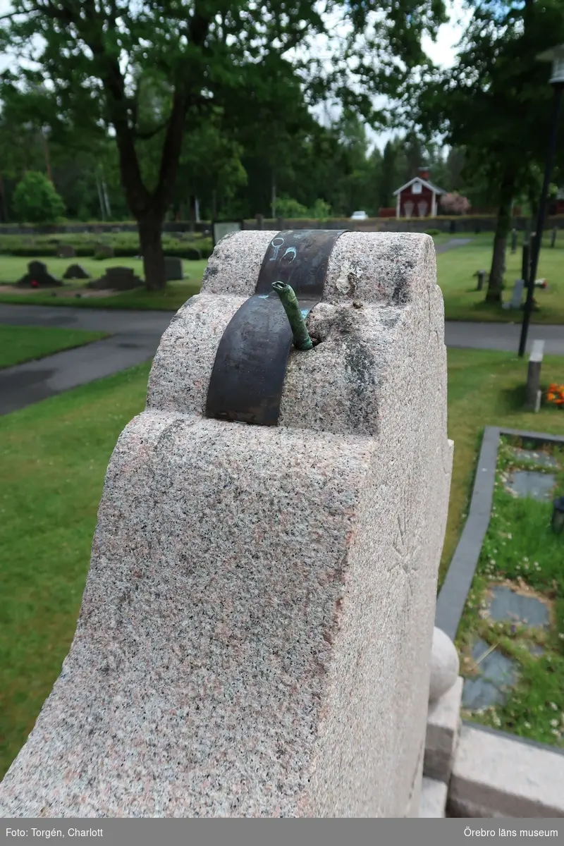 Inventering av kulturhistoriskt värdefulla gravvårdar i samband med upprättade av vård- och underhållsplan för Lindesbergs södra kyrkogård, avseende kulturhistoriska värden.